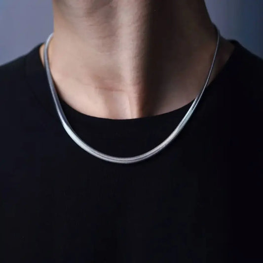 BOLD COLLAR SILVER CHAIN
