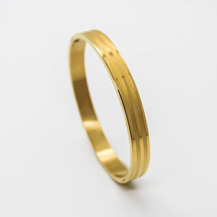 Glossy Lined Gold Bracelet