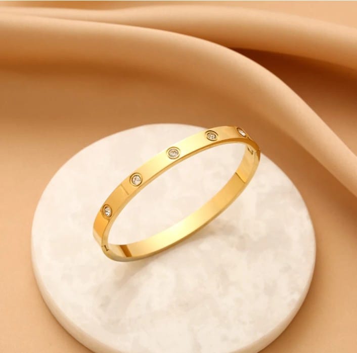 18K Gold Bracelet Kada for Women