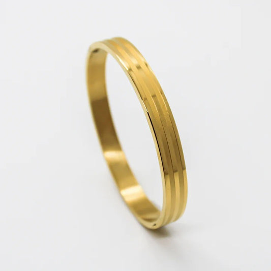 Glossy Lined Gold Bracelet